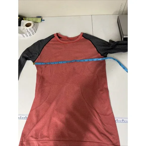 Lululemon Swiftly Tech Raglan-Style Running Top Womens Size 8 - Picture 7 of 9